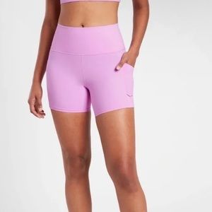Athleta Salutation Stash Pocket II 5" Short